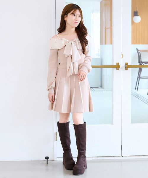 MAJESTIC LEGON(マジェスティックレゴン)の「フロントビッグリボンニットミニワンピ(ワンピース・レディース・ブラック/ピンクベージュ/アイボリー・MEDIUM)」の20枚目の写真