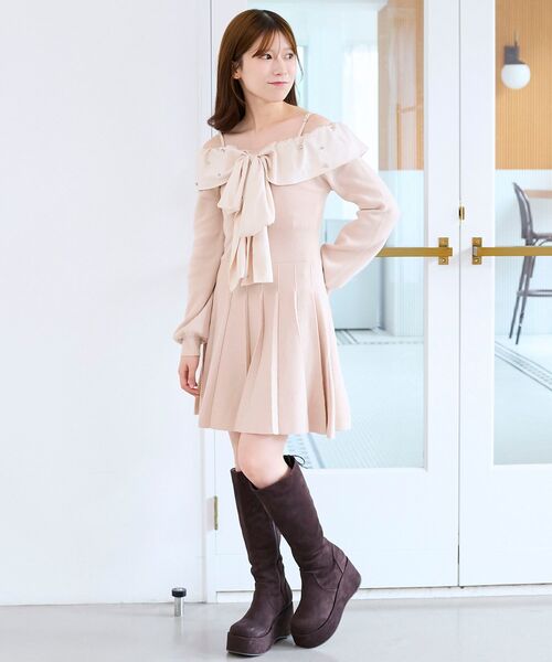 MAJESTIC LEGON(マジェスティックレゴン)の「フロントビッグリボンニットミニワンピ(ワンピース・レディース・ブラック/ピンクベージュ/アイボリー・MEDIUM)」の21枚目の写真