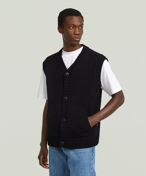 G-STAR（ジースター）の「Heavy Vest Knit/リラックスシルエットボタンディテールニットセーターベスト（ニット/セーター・メンズ・ダークブラック・X-SMALL/X-LARGE/LARGE/MEDIUM/SMALL）」の4枚目の写真