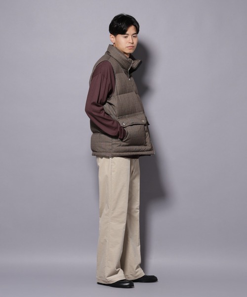 NANO universe(ナノユニバース)の「AIRコーデュロイ ライトフレアパンツ/STRETCH(セットアップ可)(スラックス・メンズ・グレー/ブラック/ライトベージュ/ダークブラウン・M/L/S)」の10枚目の写真