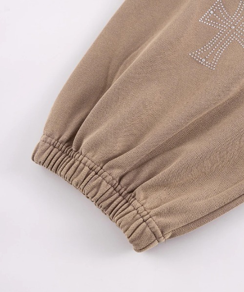 UNKNOWN LONDON(アンノウン・ロンドン)の「A'GEM/9 × .kom 『UNKNOWN LONDON/アンノウン ロンドン』 Outline Cross Rhinestone Sweat Pants/アウトラインクロス ラインストーン スウェットパンツ(スウェットパンツ・メンズ・ブラック/レッド/ベージュ・S/M)」の21枚目の写真