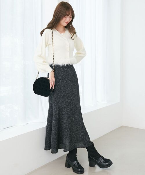 MAJESTIC LEGON(マジェスティックレゴン)の「ヘムフェイクファーケーブルカーデ(カーディガン/ボレロ・レディース・ライトグレー/ブラック/オフホワイト/ピンク・MEDIUM)」の7枚目の写真