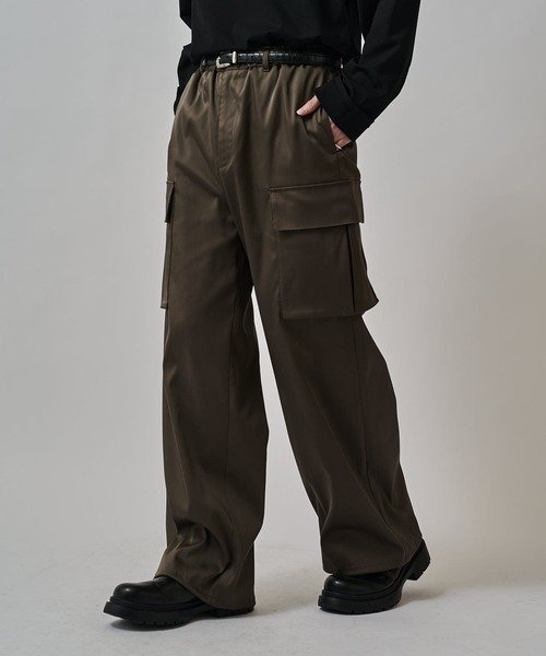 Lui's(ルイス)の「ハイツイストカーゴパンツ(カーゴパンツ・メンズ・ネイビー/チャコールグレー/ブラック・M/S)」の3枚目の写真
