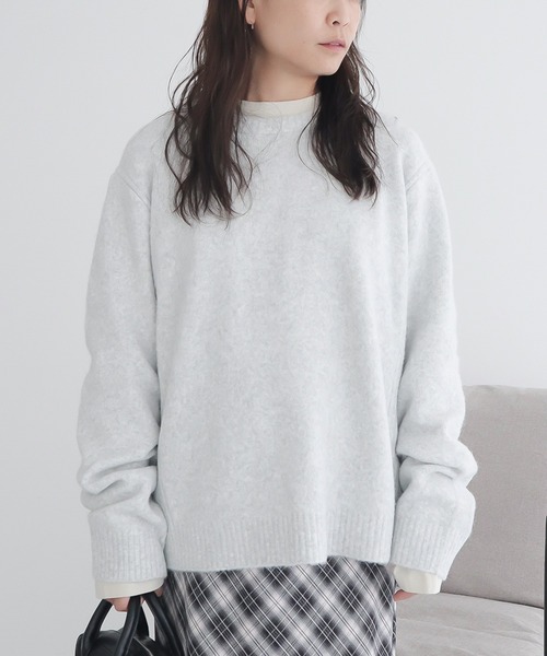 CRAFT STANDARD BOUTIQUE（クラフトスタンダードブティック）の「起毛クルーネックニットプルオーバー＜ハンドウォッシャブル＞◆（ニット/セーター・レディース・ダークグレー/イエロー/ライトブルー/ライトグレー・FREE）」の2枚目の写真