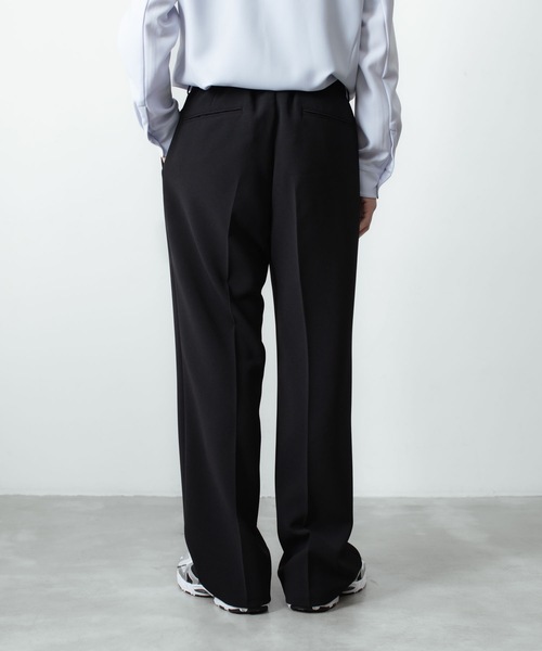 ATTACHMENT（アタッチメント）の「PE ストレッチ ダブルクロス ベルテッド ストレートトラウザーズ / PE STRETCH DOUBLE CLOTH BELTED STRAIGHT TROUSERS（スラックス・メンズ・ダークブラウン/ライトグレー/ブラック・3/2/1）」の12枚目の写真