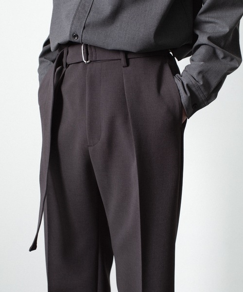 ATTACHMENT（アタッチメント）の「PE ストレッチ ダブルクロス ベルテッド ストレートトラウザーズ / PE STRETCH DOUBLE CLOTH BELTED STRAIGHT TROUSERS（スラックス・メンズ・ダークブラウン/ライトグレー/ブラック・3/2/1）」の21枚目の写真