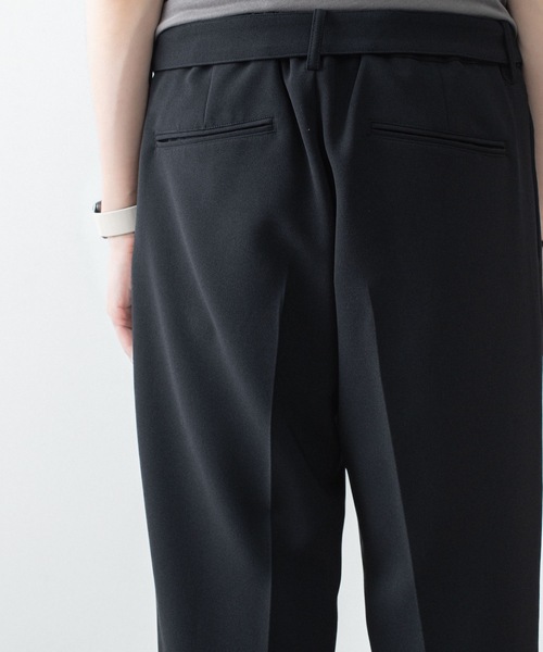 ATTACHMENT（アタッチメント）の「PE ストレッチ ダブルクロス ベルテッド ストレートトラウザーズ / PE STRETCH DOUBLE CLOTH BELTED STRAIGHT TROUSERS（スラックス・メンズ・ダークブラウン/ライトグレー/ブラック・3/2/1）」の18枚目の写真