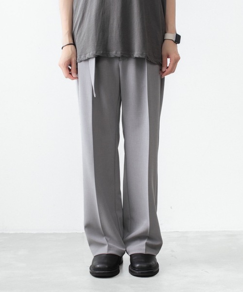 ATTACHMENT（アタッチメント）の「PE ストレッチ ダブルクロス ベルテッド ストレートトラウザーズ / PE STRETCH DOUBLE CLOTH BELTED STRAIGHT TROUSERS（スラックス・メンズ・ダークブラウン/ライトグレー/ブラック・3/2/1）」の20枚目の写真