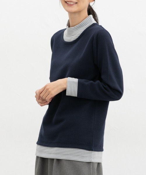 Honeys（ハニーズ）の「【ハニぽか】レイヤード風トップス（スウェット・レディース・ピンク/グリーン/ネイビー/スミクロ・M/LL/L）」の10枚目の写真