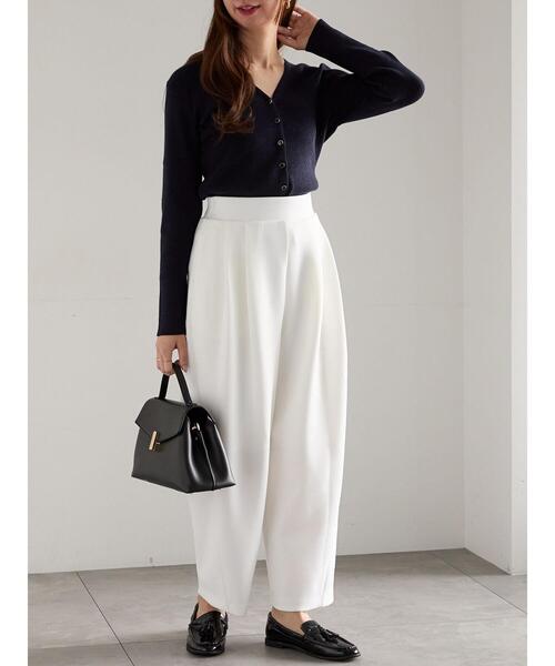 Te chichi（テチチ）の「ウェーブメタル釦Vネックリブカーディガン（カーディガン/ボレロ・レディース・レッド/ブロンズ/ネイビー/シルバー・F）」の14枚目の写真