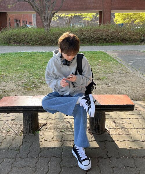 AGOD(エージーオーディー)の「イージーワイドデニムパンツ【ミディアムブルー】(デニムパンツ・レディース・その他・MEDIUM/LARGE/X-LARGE/X-SMALL/SMALL)」の14枚目の写真