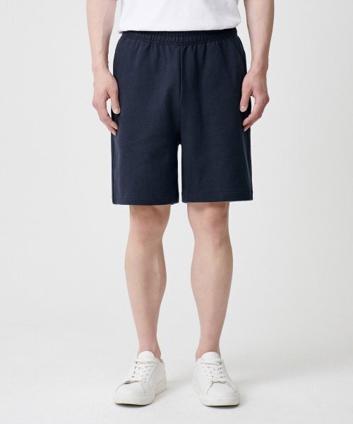MUSINSA STANDARD（ムシンサスタンダード）の「スウェットショーツ[ネイビー]（その他パンツ・メンズ・その他・X-LARGE/XX-LARGE/SMALL/MEDIUM/LARGE）」の2枚目の写真