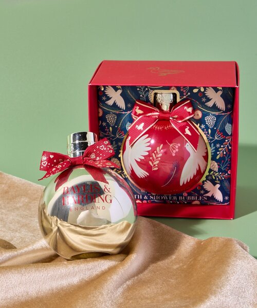 BIRTHDAY BAR(バースデイバー)の「BAYLIS&HARDING バスバブルバスホーブル250ml(入浴剤・バスケア・レディース・レッド/ゴールド・0)」の3枚目の写真