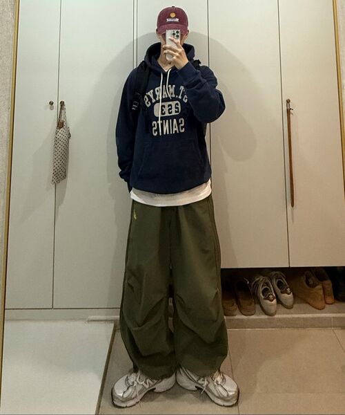 OUTSTANDING（アウトスタンディング）の「V.S.C HOOD SWEAT(MARYS)_NAVY（パーカー・レディース・その他・MEDIUM/LARGE/SMALL）」の8枚目の写真