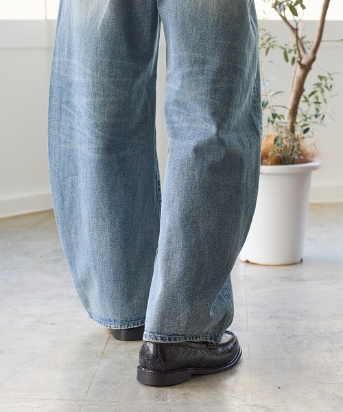 London Shoe Make（ロンドンシューメイク）の「ペイズリーエンボス ＆ クロココンビ レザー コイン ローファー / London Shoe Make Oxford and Derby 9017（ローファー・メンズ・ブラック/ブラック系その他・UK8/UK7.5/UK7/UK6.5/UK9.5/UK9/UK8.5/UK6/UK5.5）」の18枚目の写真