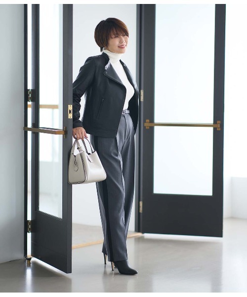 NEWYORKER(ニューヨーカー)の「【ストレッチ】デニム調メランジストライプ サイドラインタックパンツ(その他パンツ・レディース・グレー系その他/ネイビー・11号/9号)」の15枚目の写真