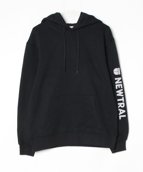 NEWTRAL(ニュートラル)の「【NEWTRAL】MAIN_S_Sleeve Logo Hoodie(パーカー・メンズ・ヘザーグレー/ブラック・MEDIUM/LARGE/X-LARGE)」の6枚目の写真