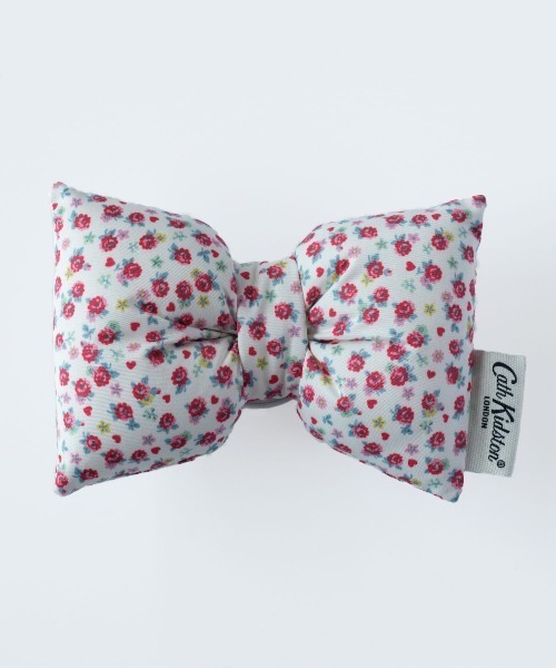 Cath Kidston（キャスキッドソン）の「パフィーリボンフォングリップ Rose Heart Ditsy（スマホグッズ・レディース・レッド・FREE）」の10枚目の写真