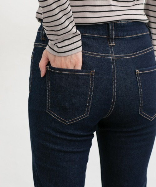 Honeys(ハニーズ)の「スリムデニムスキニー(股下60cm)(デニムパンツ・レディース・ブラック/ワンウォッシュ/ライトインディゴブルー・L/LL/M/S/SS)」の20枚目の写真