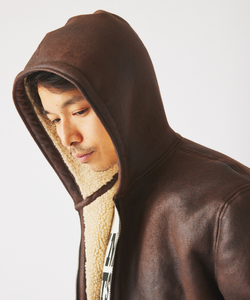 JOURNAL STANDARD relume（ジャーナルスタンダード　レリューム）の「フェイクムートン リバーシブル フーディ ブルゾン（その他アウター・メンズ・ブラウン/ブラック・MEDIUM/LARGE）」の22枚目の写真