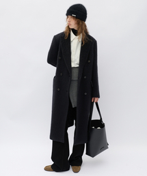 LEVAR（レバー）の「Hairy Alpaca Blended Classic Coat - Black（チェスターコート）」