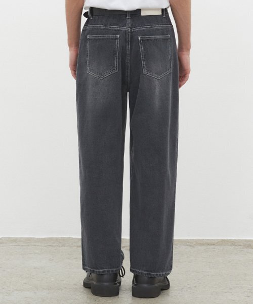 DECET(デケト)の「Dawn 2Pleats Wide Jeans DCPT007BRBlack(デニムパンツ・レディース・その他・26/28/30/32/34)」の4枚目の写真