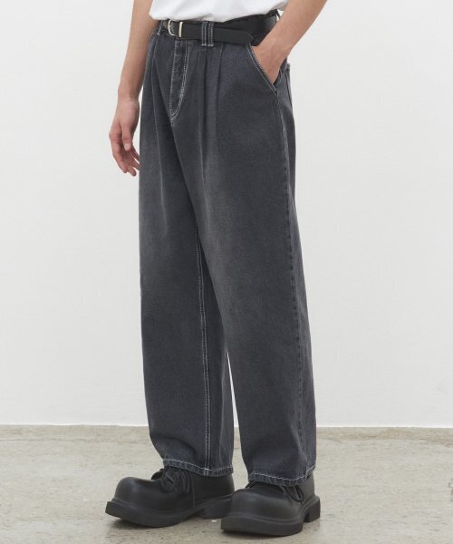 DECET(デケト)の「Dawn 2Pleats Wide Jeans DCPT007BRBlack(デニムパンツ・レディース・その他・26/28/30/32/34)」の7枚目の写真