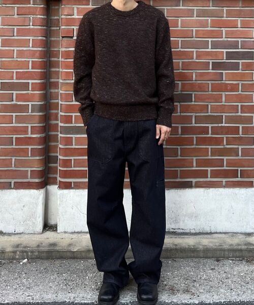 FABREGAT(ファブレガ)の「トリコウールブラシニット (4COLOR)(ニット/セーター・メンズ・ブラック/ダークブラウン/ホワイト×イエロー/チャコール・2/3)」の6枚目の写真