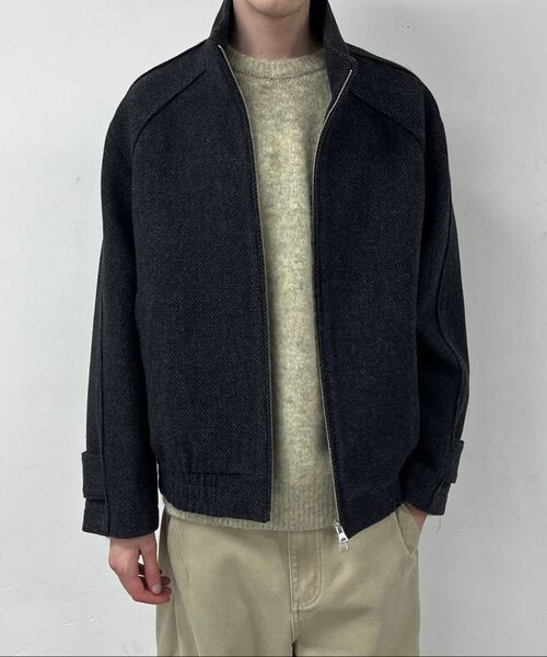 FABREGAT(ファブレガ)の「トリコウールブラシニット (4COLOR)(ニット/セーター・メンズ・ブラック/ダークブラウン/ホワイト×イエロー/チャコール・2/3)」の13枚目の写真