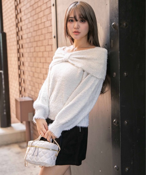 GORGE(ゴージ)の「《ふわシャギー×ラメ混》ワイドネックリボンニットトップス 冬◎(ニット/セーター・レディース・アイボリー/ボルドー/チャコール・F)」の11枚目の写真