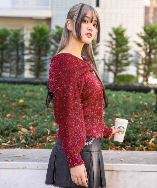 GORGE(ゴージ)の「《ふわシャギー×ラメ混》ワイドネックリボンニットトップス 冬◎(ニット/セーター・レディース・アイボリー/ボルドー/チャコール・F)」の15枚目の写真