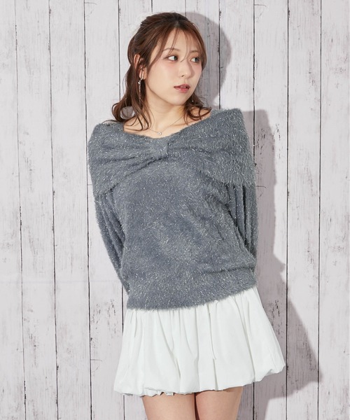 GORGE(ゴージ)の「《ふわシャギー×ラメ混》ワイドネックリボンニットトップス 冬◎(ニット/セーター・レディース・アイボリー/ボルドー/チャコール・F)」の21枚目の写真