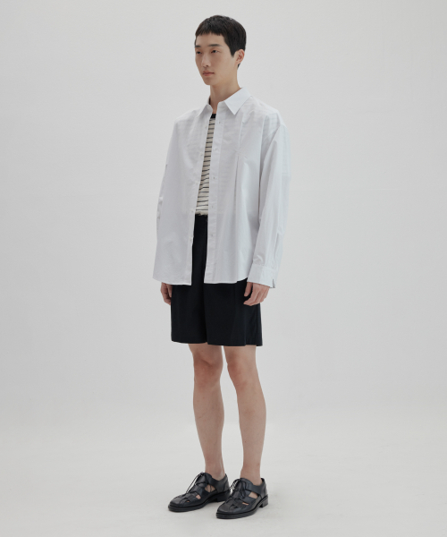 NONBLANK(ノンブランク)の「プリーツポイントシャツ_ホワイト(シャツ/ブラウス・レディース・その他・SMALL/X-LARGE/LARGE/MEDIUM)」の9枚目の写真