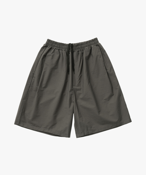 ESN(イーエスエヌ)の「ナイロンワンタックワイドショーツチャコール(その他パンツ・メンズ・その他・LARGE/MEDIUM)」の5枚目の写真