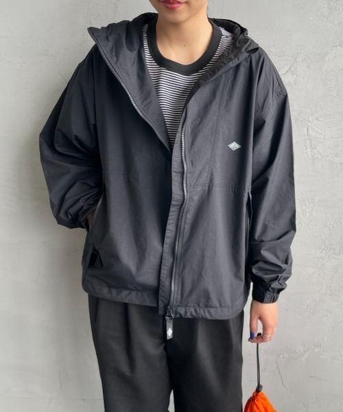 DANTON（ダントン）の「[DANTON/ダントン] ショート丈 フード付きナイロンジャケット（その他アウター・レディース・グレイッシュベージュ/ブラック・M/S）」の8枚目の写真