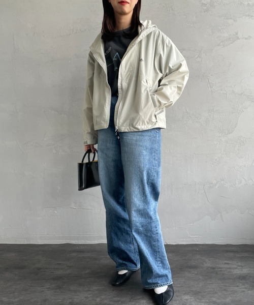 DANTON（ダントン）の「[DANTON/ダントン] ショート丈 フード付きナイロンジャケット（その他アウター・レディース・グレイッシュベージュ/ブラック・M/S）」の4枚目の写真