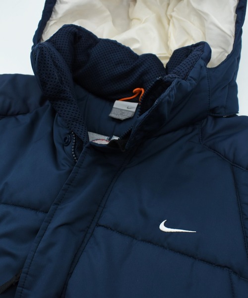 NIKE(ナイキ)の「【USED】Y2K NIKE “EUROSPORTS” ダウンジャケット(ダウンジャケット/コート・メンズ・ネイビー・X-LARGE)」の2枚目の写真