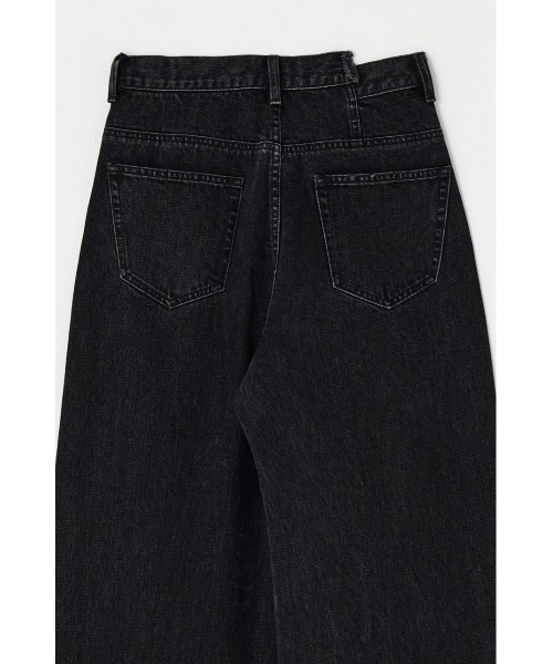 MOUSSY（マウジー）の「CROSS WAIST WIDE STRAIGHT / クロスウエストワイドストレート（デニムパンツ・レディース・ダークブルー/ブラック/ライトブルー/ブルー・0/1/2）」の13枚目の写真