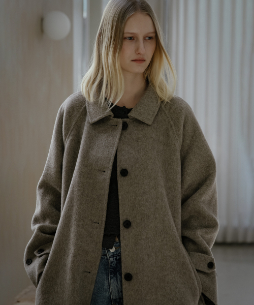 KNOWNBETTER（ノウンベター）の「Handmade raglan wool coat [KNFW04CT03]_[2color]（チェスターコート・レディース・ブラック/ブラウン・FREE）」の3枚目の写真