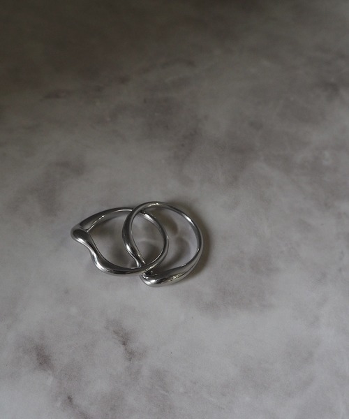 SBG（エスビー）の「インフルエンサー みずきち × SBG ウェーブツインリング（リング・メンズ・シルバー・14号/16号/18号/21号）」の5枚目の写真