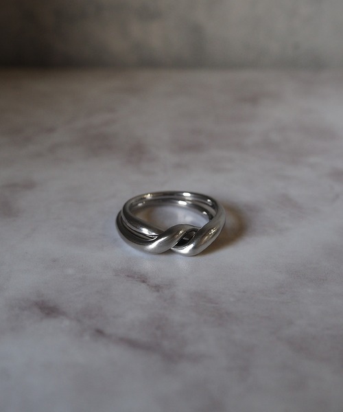 SBG（エスビー）の「インフルエンサー みずきち × SBG ウェーブツインリング（リング・メンズ・シルバー・14号/16号/18号/21号）」の20枚目の写真