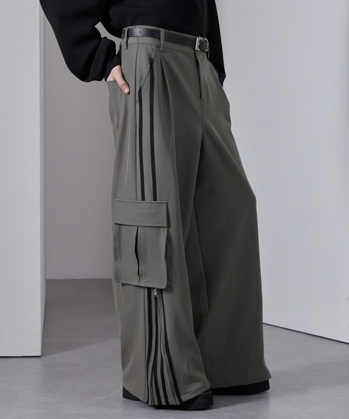 Loose/ルース（ルース）の「4ライン ジップカーゴワイドパンツ（カーゴパンツ・メンズ・ブラック/アッシュグレー/ネイビー・L/S/M）」の5枚目の写真