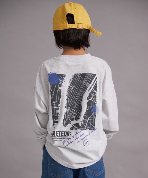 PAIRMANON STREET(ペアマノンストリート)の「【綿100%】マルチプリント グラフィック ロンT【PAIRMANON STREET】(Tシャツ/カットソー・キッズ・ホワイト系その他/レッド/オフホワイト/グレー/ブラック系その他/ブルー/ブラック系その他2・100/110/120/130/140/150/160/90)」の5枚目の写真