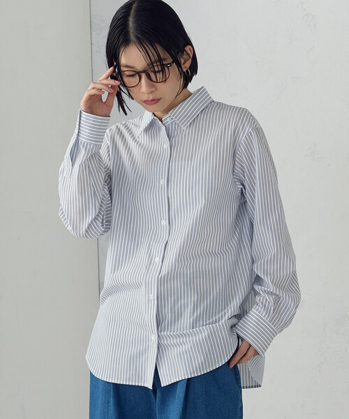 COMME CA ISM(コムサイズム)の「ストライプシャツ(シャツ/ブラウス・レディース・グレー/ブルー・SMALL/MEDIUM/LARGE/X-LARGE)」の2枚目の写真