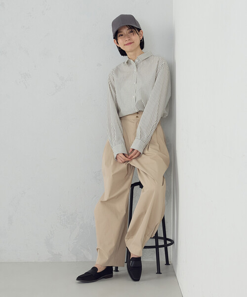 COMME CA ISM(コムサイズム)の「ストライプシャツ(シャツ/ブラウス・レディース・グレー/ブルー・SMALL/MEDIUM/LARGE/X-LARGE)」の9枚目の写真
