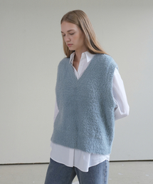 HAIRY KNIT VEST / BLUE