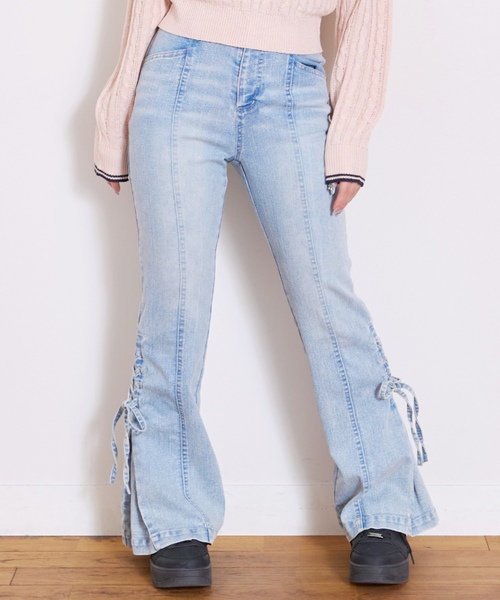 LOVETOXIC（ラブトキシック）の「レースアップフレアデニムパンツ（その他パンツ・キッズ・グレー/ブルー・L:160cm/M:150cm/S:140cm/130cm）」の3枚目の写真