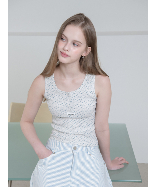 OAFISH(オアフィッシュ)の「FLOWER HENLEYNECK SLEEVELESS, IVORY(Tシャツ/カットソー・レディース・その他・ONE SIZE)」の3枚目の写真