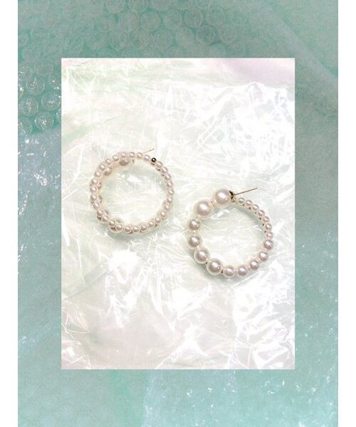 ONE ENOUGH（ワン イナフ）の「Hoop Pearl Earrings（ピアス（両耳用）・レディース・その他・FREE）」の2枚目の写真