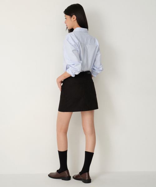 MUSINSA STANDARD WOMAN（ムシンサスタンダードウーマン）の「ウィメンズ シンセティックスエード ミニスカート [ブラック]（スカート・レディース・その他・X-SMALL/SMALL/MEDIUM/LARGE）」の3枚目の写真